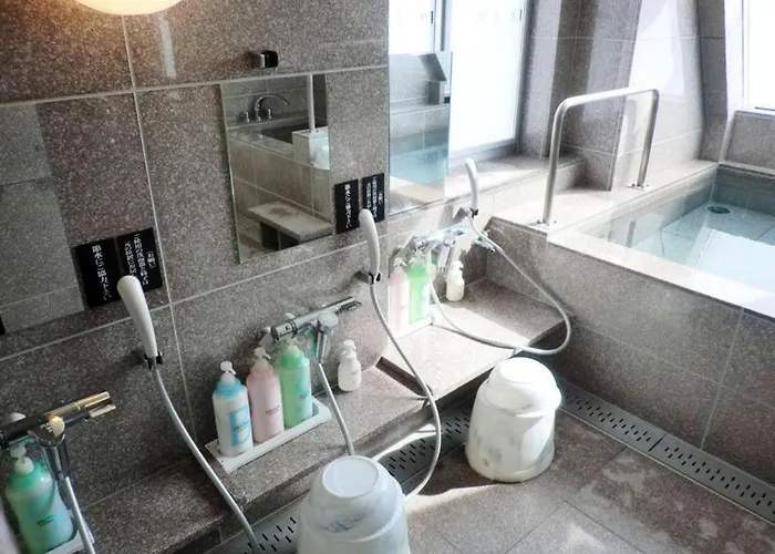 Hotel Shimbashi Sambankan